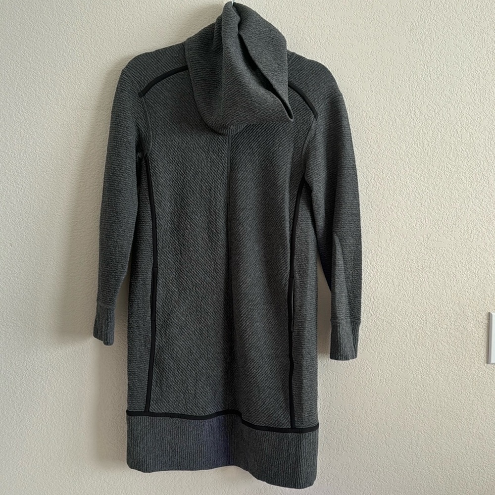 Lululemon Grey dress